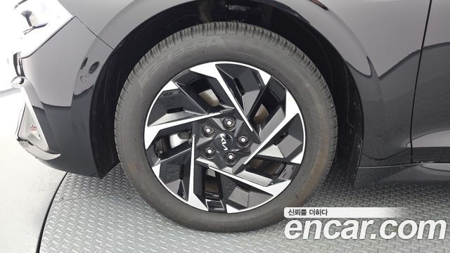Kia K5 Signature — пробег 2 899 км — фото 5 из 5