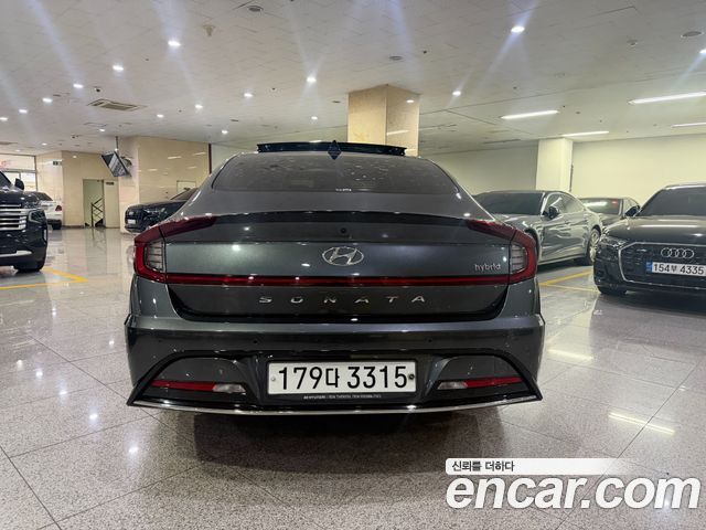 Hyundai Sonata Premium — пробег 126 077 км — фото 4 из 5