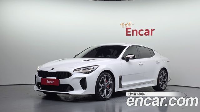 Kia Stinger 2.0 Turbo 2WD Platinum — пробег 121 707 км — фото 1 из 5