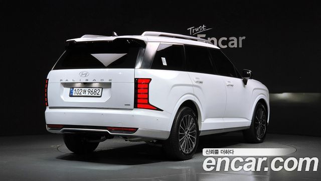 Hyundai Palisade HEV 2.5T 4WD 7-Seater Calligraphy — пробег 17 590 км — фото 2 из 5