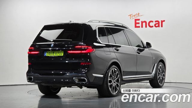 BMW X7 xDrive 40i M Sport 6STR — пробег 13 617 км — фото 2 из 5