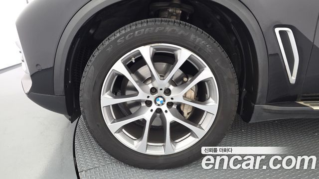BMW X5 xDrive 30d xLine — пробег 202 634 км — фото 5 из 5