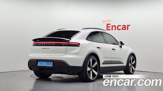 Porsche Macan из Кореи Encar