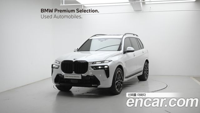 BMW X7 xDrive 40i M Sport 6STR — пробег 12 719 км — фото 1 из 5