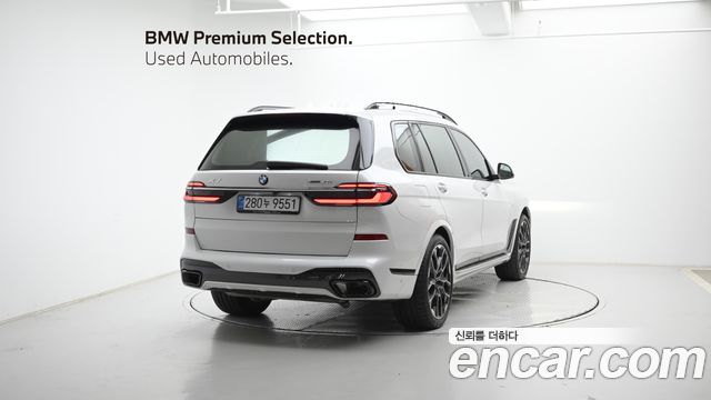 BMW X7 xDrive 40i M Sport 6STR — пробег 12 719 км — фото 2 из 5