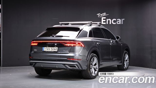Audi Q8 50 TDI Quattro Premium — пробег 210 238 км — фото 2 из 5