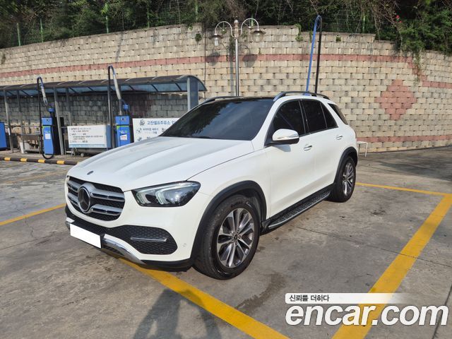 Mercedes-Benz GLE-Class GLE300d 4MATIC — пробег 84 000 км — фото 1 из 5