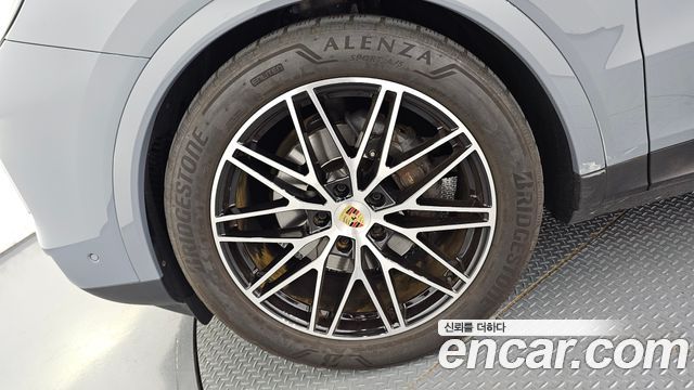 Porsche Cayenne 3.0 Coupe — пробег 23 713 км — фото 5 из 5