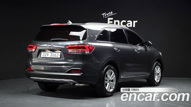 Kia Sorento Diesel 2.0 2WD Prestige — пробег 110 760 км — фото 2 из 5