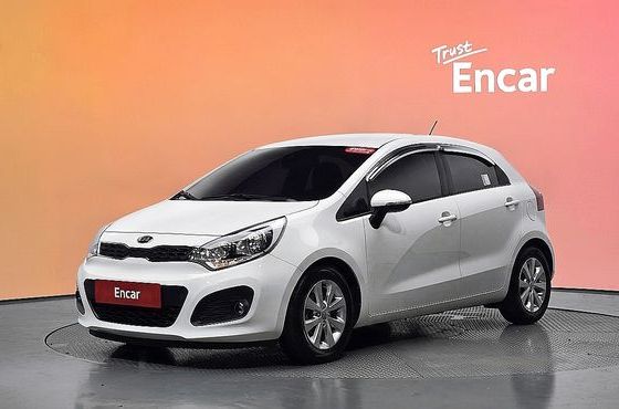 Kia pride 1.6 GDI Hatchback Luxury — пробег 46 742 км — фото 1 из 5