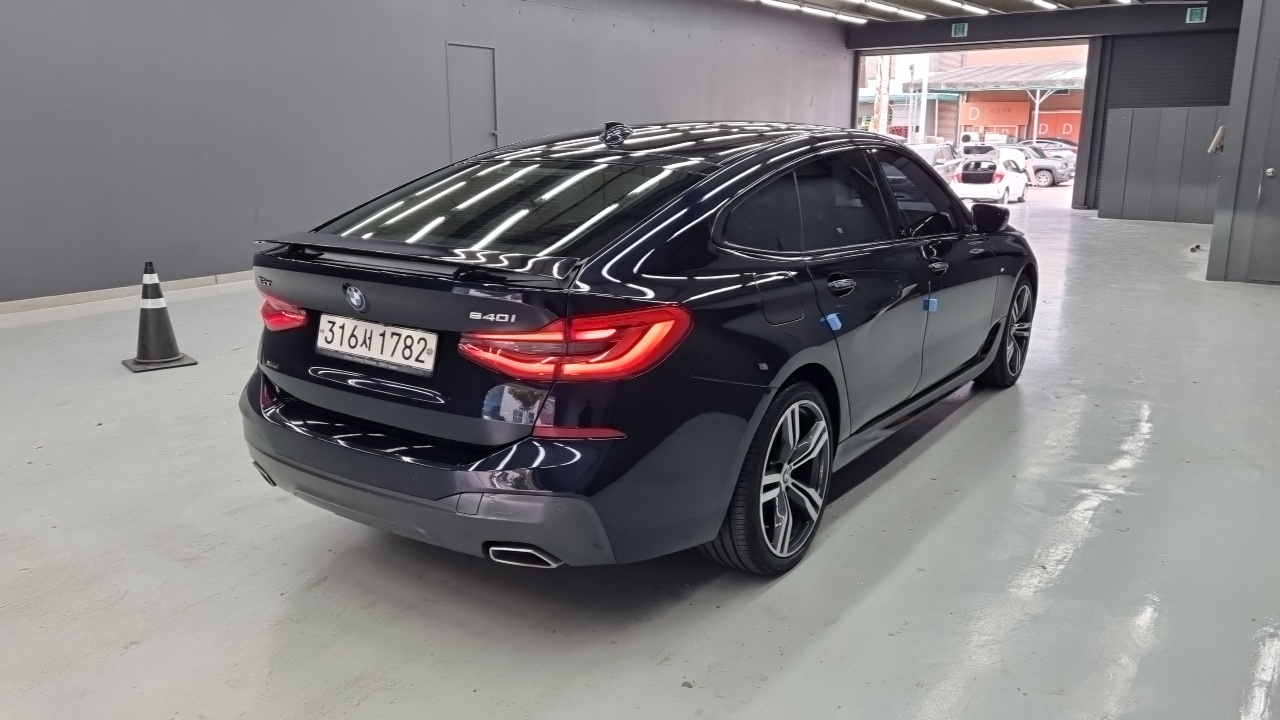 BMW Gran Turismo 640i xDrive M Sport — пробег 122 274 км — фото 2 из 5