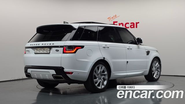 Land Rover Range Rover Sport 3.0 SDV6 HSE Dynamic — пробег 118 468 км — фото 2 из 5