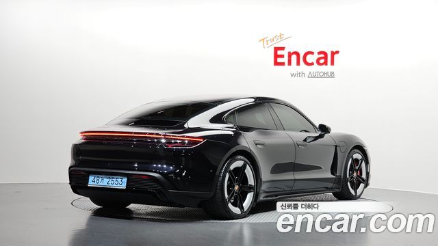 Porsche Taycan из Кореи Encar