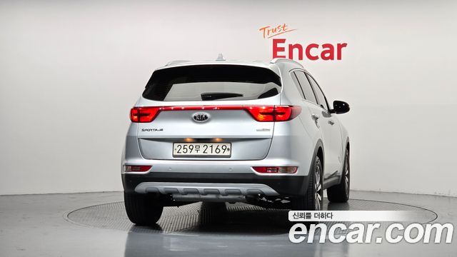 Kia Sportage из Кореи Encar