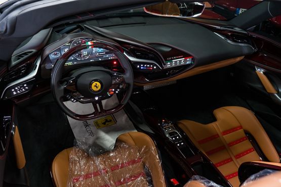 Ferrari SF90 4.0 — пробег 600 км — фото 5 из 5