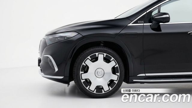 Mercedes-Benz EQS Maybach EQS680 4MATIC — пробег 4 891 км — фото 5 из 5