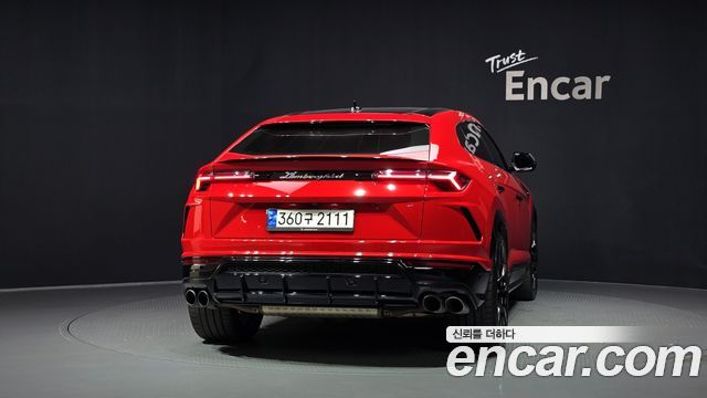 Lamborghini Urus 4.0 V8 — пробег 36 726 км — фото 4 из 5
