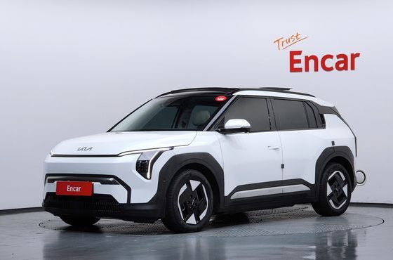 Kia EV3 Long Range 2WD Earth — пробег 62 559 км — фото 1 из 5
