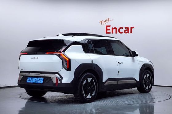 Kia EV3 Long Range 2WD Earth — пробег 60 538 км — фото 2 из 5
