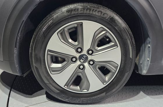Kia Niro Noblesse — пробег 85 991 км — фото 5 из 5