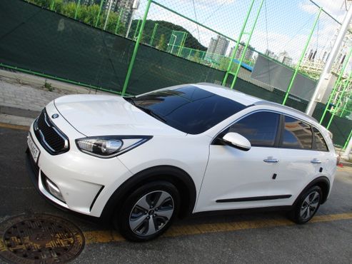 Kia Niro Noblesse — пробег 72 000 км — фото 2 из 5