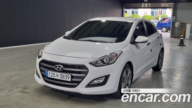 Hyundai i30 Diesel 1.6 VGT Unique — пробег 162 335 км — фото 1 из 5