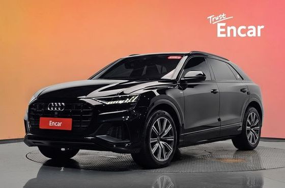 Audi Q8 55 TFSI Quattro Premium — пробег 52 940 км — фото 1 из 5