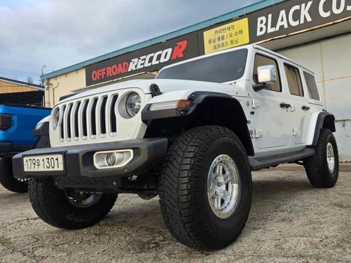 Jeep Wrangler 2.0 Sahara 4Door — пробег 73 600 км — фото 3 из 5