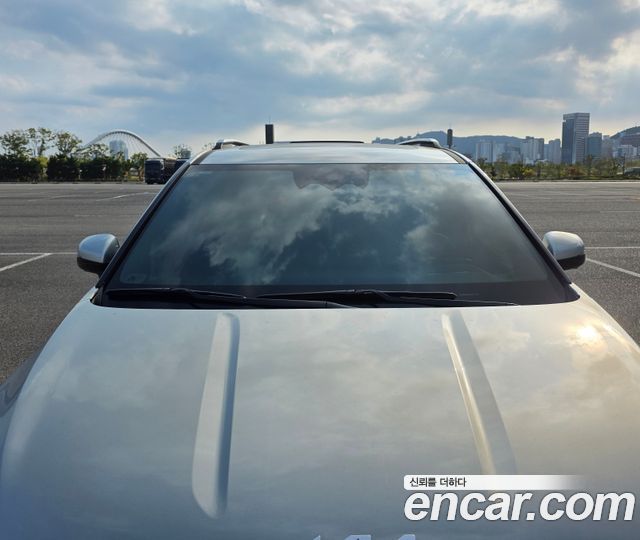 Kia Carnival HEV 7seater Gravity — пробег 8 763 км — фото 3 из 5