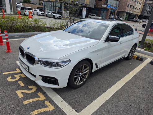 BMW 5-Series 530i xDrive M Sport Package Plus — пробег 99 700 км — фото 4 из 5