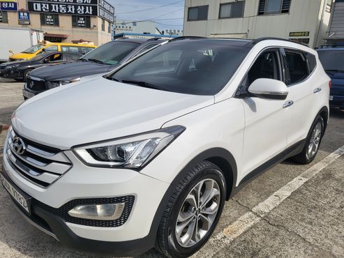 Hyundai Santafe Diesel(e-VGT) 2.0 2WD Premium — пробег 182 857 км — фото 1 из 5
