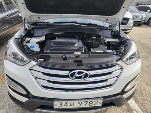 Hyundai Santafe Diesel(e-VGT) 2.0 2WD Premium — пробег 182 857 км — фото 3 из 5