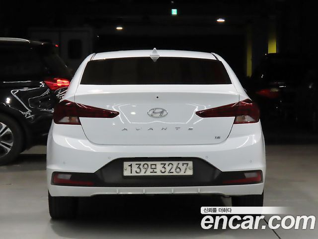 Hyundai AVANTE из Кореи Encar