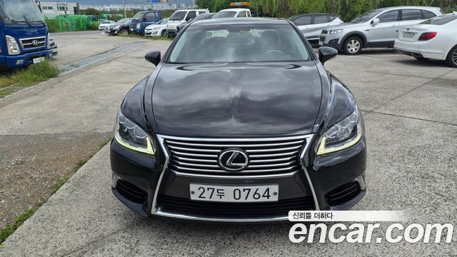 Lexus LS AWD XF40 — пробег 112 266 км — фото 1 из 5