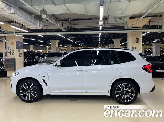 BMW X3 xDrive 30e M Sport — пробег 40 056 км — фото 4 из 5