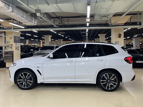BMW X3 xDrive 30e M Sport — пробег 40 056 км — фото 4 из 5