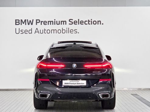 BMW X6 xDrive40i M Sport — пробег 28 590 км — фото 4 из 5