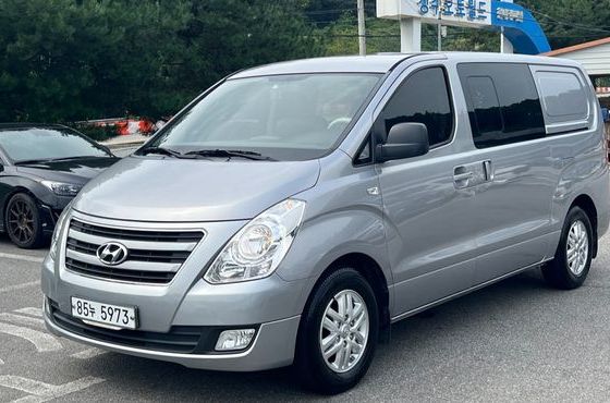 Hyundai Starex 5-Seater VAN Smart — пробег 99 480 км — фото 1 из 5