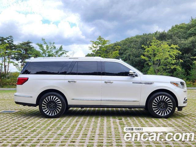 Lincoln Navigator из Кореи Encar
