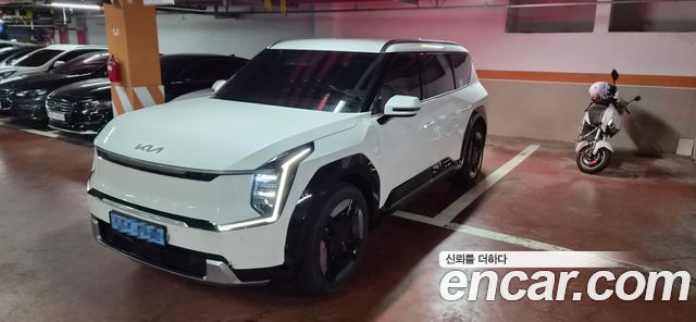 Kia EV9 из Кореи Encar