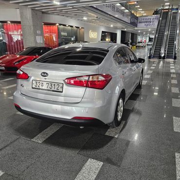 Kia K3 Luxury — пробег 31 286 км — фото 2 из 5