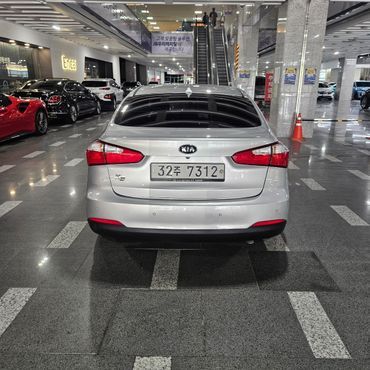 Kia K3 Luxury — пробег 31 286 км — фото 4 из 5