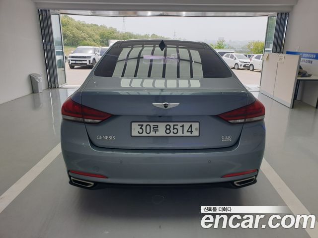 Hyundai Genesis из Кореи Encar