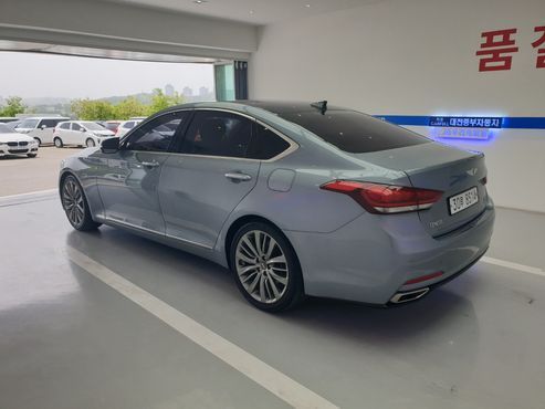Hyundai Genesis G330 Premium AWD — пробег 162 000 км — фото 5 из 5