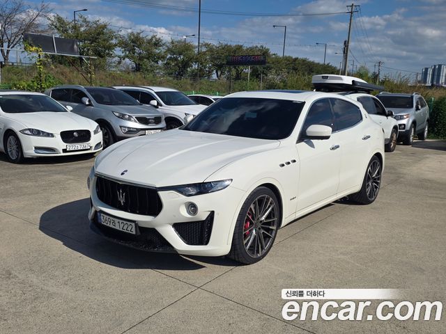 Maserati Levante 3.0 AWD GranSport — пробег 121 100 км — фото 1 из 5