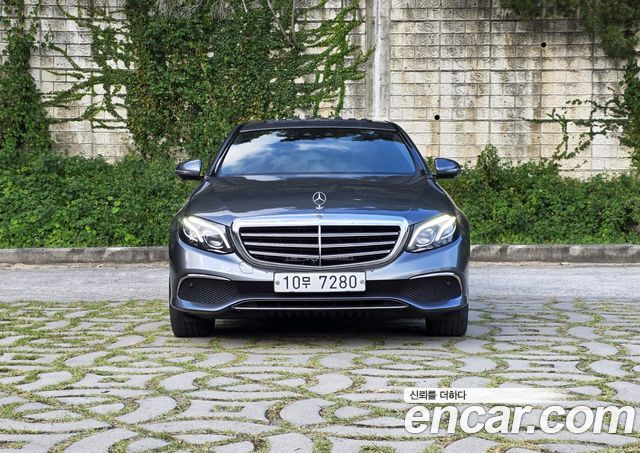 Mercedes-Benz E-Class из Кореи Encar