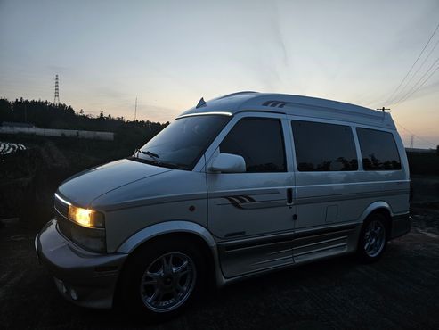 Chevrolet Astro Van 4.3 2WD — пробег 160 000 км — фото 1 из 5