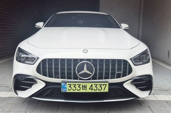 Mercedes-Benz AMG GT 4Door 43 4MATIC+ — пробег 30 000 км — фото 3 из 5