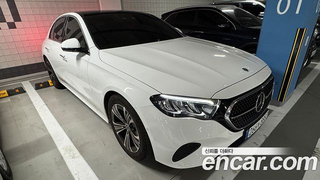 Mercedes-Benz E-Class E200 Avantgarde — пробег 18 558 км — фото 3 из 5