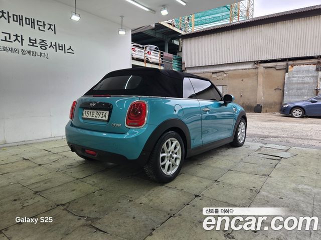 Mini Cooper Convertible Standard 3rd Generation — пробег 174 366 км — фото 2 из 5